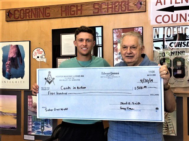 Masons make Sober Grad Night donation